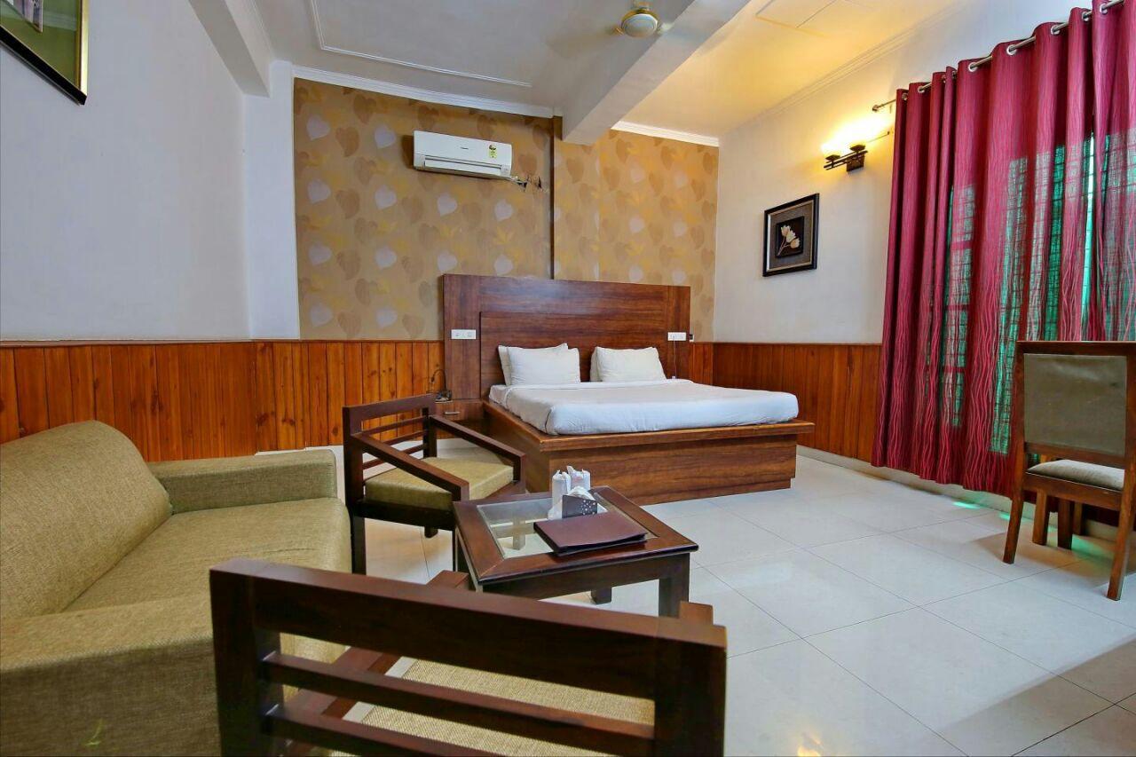 Red Apple Hotel Sangrur 외부 사진
